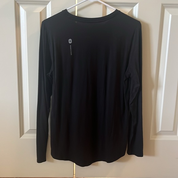 Figs Black Supersoft Longsleeve Underscrub - Picture 2 of 3